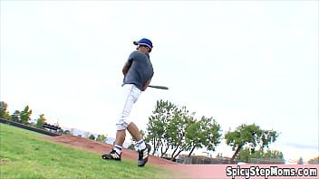 Cute irish chick gets a sporty fuck