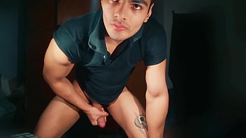 Suelo pélvico de arriba a abajo caballero sexy n1 pose de follandote