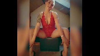 Bonjour mes loups j'avais envie de vous faire languir un peu avant de vous