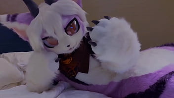 晚上了，快点到我身边来休息吧！