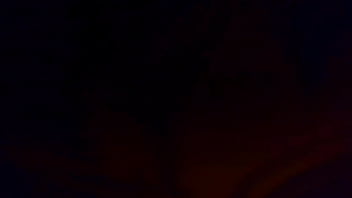 晚上了，快点到我身边来休息吧！