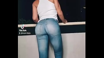 Mónica farro en casa