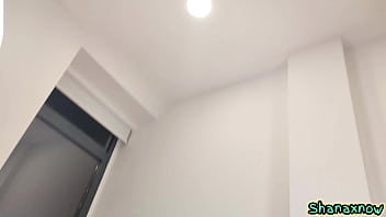 Shanaxnow big ass squatting yoga stretching sweaty goals