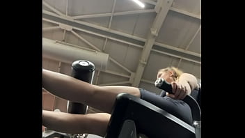 Gym girl fucking