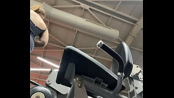 Gym girl fucking
