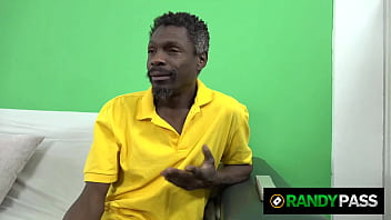 Yoga sessions turns into double penetration for natasha fiore