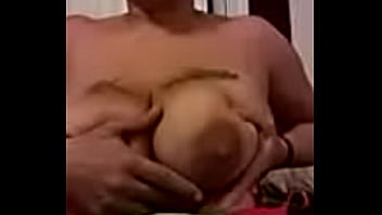 Mature big tits amateur plays with her massive jugs