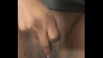 Pussy play with fingers