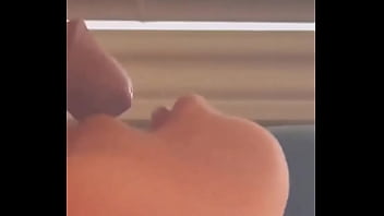 Apaixonada por picas que gozam muito gosto de leite farto