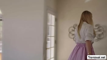 Real estate agent rachael cavalli tours her shemale customer emma rose to the go to the master bedroom and start kissing each other