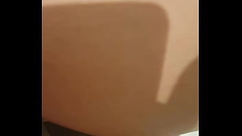 Kalena mitrak deixei um seguidor assitir eu dando o cuzinho e depois tomei gozada na boca