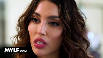 Brad pitt and angelina jolie fighting it out parody