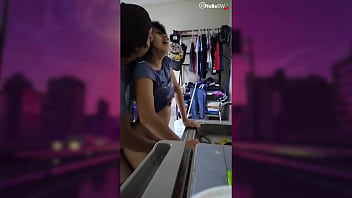 Por detras todas mis escenas de por detras en un video