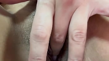 大学行く前にお風呂に入った後にちゅくちゅくオナニーしちゃいました。オナニーが止まらない