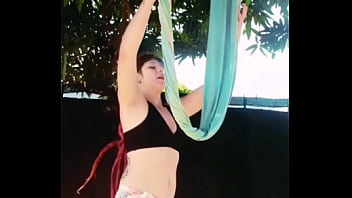 Tentei alongar em casa e terminou assim