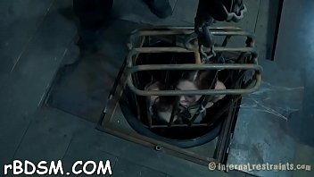 Zealous vibrator action for hottie