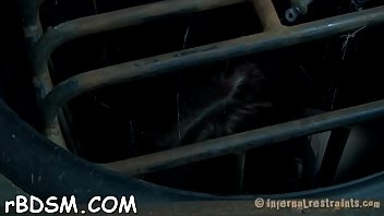 Zealous vibrator action for hottie