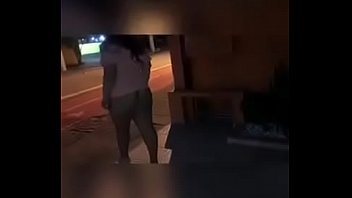 Me exibindo com ajuda da amiga