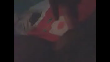 Delicia tocando uma siririca