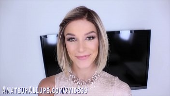 Emma hix gets stretched by a thick cock