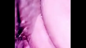 Bbw bathtub finger play