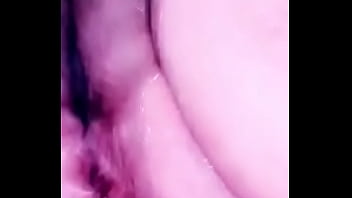 Bbw bathtub finger play