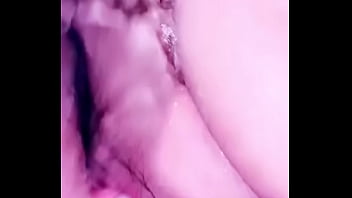 Bbw bathtub finger play