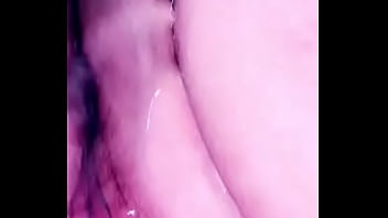 Bbw bathtub finger play