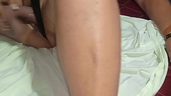 Rich masturbation that i give to the grandmother neighbor until she cums in jets