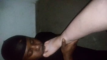 White toes getting sucked