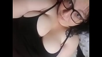 Babe sending naughty video