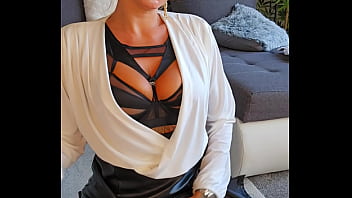 Monte le son écoute ce que jai à te dire fait ta demande en dans mes