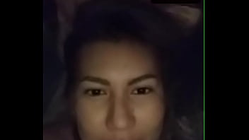 Una charapita ardiente sacando plan para que la follen