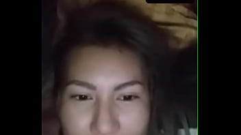 Una charapita ardiente sacando plan para que la follen