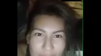 Una charapita ardiente sacando plan para que la follen