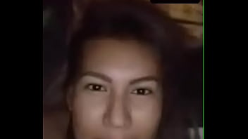 Una charapita ardiente sacando plan para que la follen