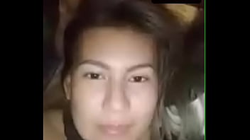 Una charapita ardiente sacando plan para que la follen