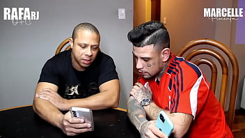 Milfs taradas por rola chamaram 2 boys pirocudos para fuder