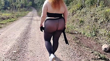 Madrasta adora fazer uma caminha com roupa transparente sem calcinha