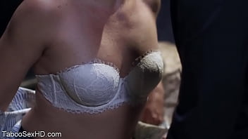 Bold guy score juicy pussy