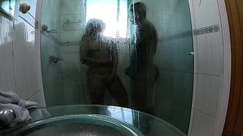 Após sexo anal intenso a novinha quer mais dentro do banheiro nands ninfetinha