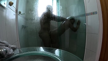 Após sexo anal intenso a novinha quer mais dentro do banheiro nands ninfetinha