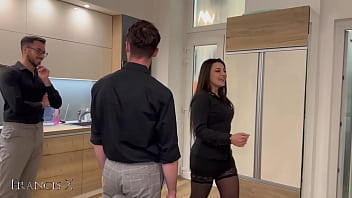 Double penetration for the real estate agent – pussy and ass destroyed during visit