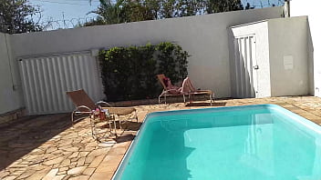 Aquela foda na piscina