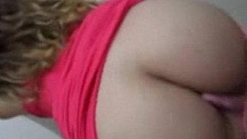 Azeri chick ass shaking Azeri chick ass shaking