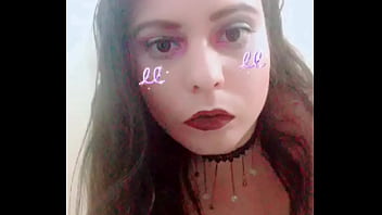 Ginger paris shaking delicious body