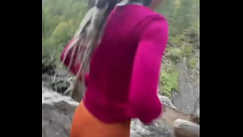 Shaking the booty next to beautiful wildlife what’s your favorite outdoor activity #shakeit #wildlifevibes