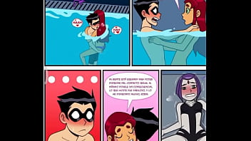 Sabrosa amiga jugando a compartir