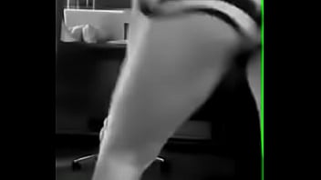 Candee Comerio Moviendo Su Culito thumbnail