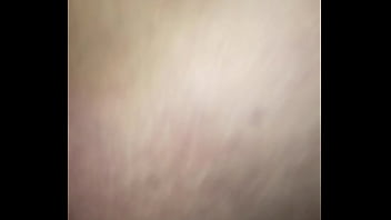 Quicada Gostosa No Macho No Sofá Do Quarto thumbnail